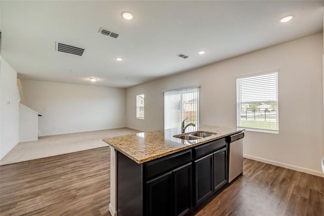 713 Peach Tree Ln, House other with 4 bedrooms, 3 bathrooms and null parking in Anna TX | Image 5