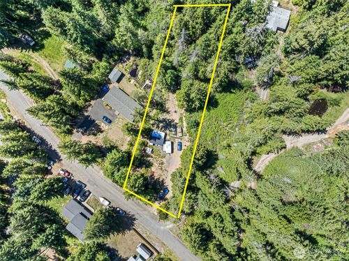 41 Ne Creekview Pl, Tahuya, WA, 98588-9748 | Card Image