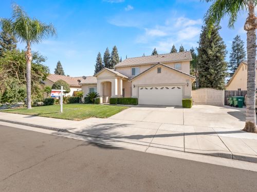 2107 E Michelle Ave, Fowler, CA, 93625-9427 | Card Image