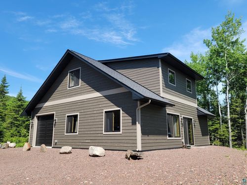 1038 3rd Ave W, Grand Marais, MN, 55604-2379 | Card Image