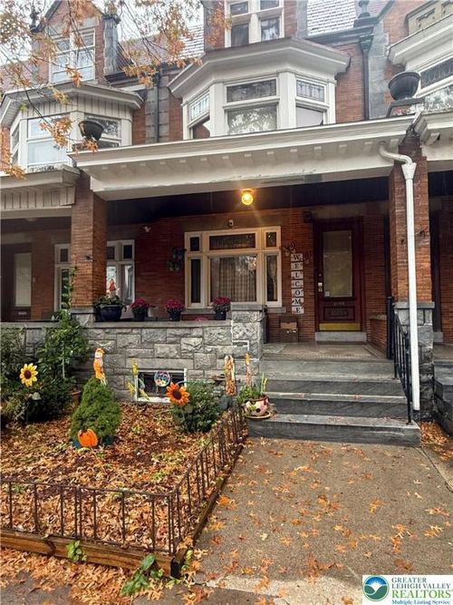 1605 W Turner St, Allentown, PA, 18102-3636 | Card Image