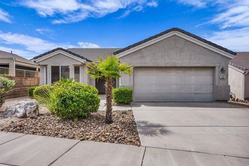 1801 Red River Dr, St. George, UT, 84790-4447 | Card Image