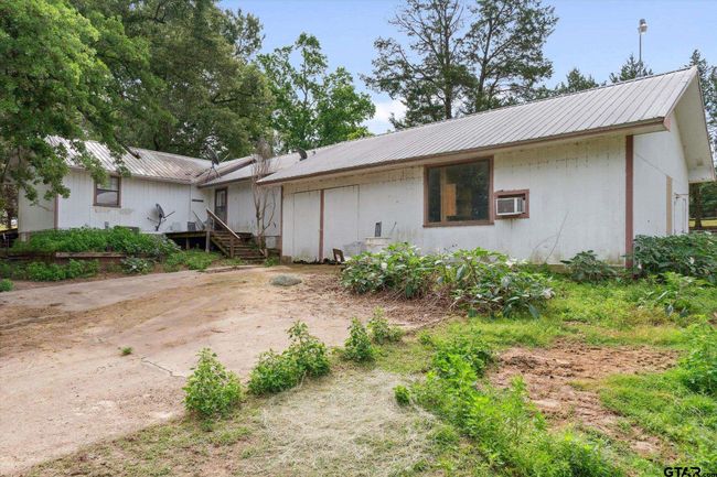 13386 Fm 858, House other with 3 bedrooms, 2 bathrooms and null parking in Ben Wheeler TX | Image 34