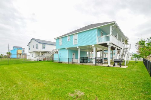 22810 Fresca St, Galveston, TX, 77554-1240 | Card Image