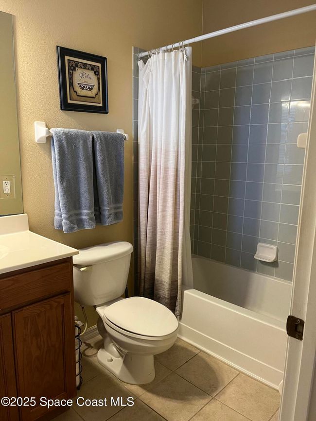 205 - 1065 Venetian Dr, Condo with 3 bedrooms, 2 bathrooms and null parking in Melbourne FL | Image 22
