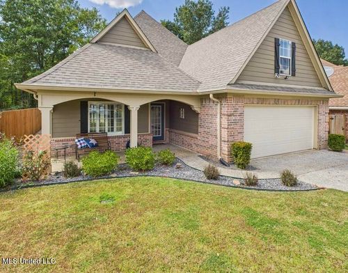 2009 Plumas Dr, Nesbit, MS, 38651-9581 | Card Image