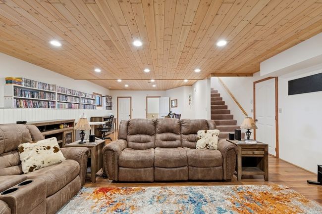 Living area on lower level. | Image 65