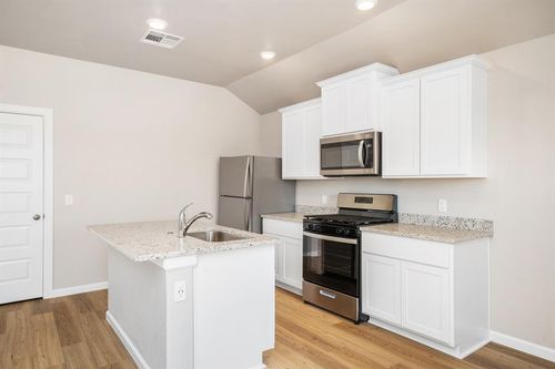 733 Luna Way, Tuttle, OK, 73089 | Card Image