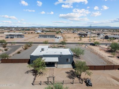 25621 W Patton Road, House other with 3 bedrooms, 2 bathrooms and null parking in Wittmann AZ | Image 1