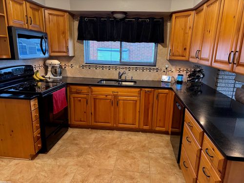 13201 Cloverlawn Drive, Sterling Heights, MI, 48312 | Card Image