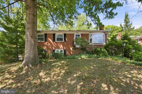 5256 Medwick Ct, WOODBRIDGE, VA, 22193-4419 | Card Image