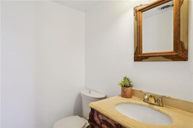 Half Bathroom | Image 16
