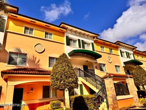 302-9745 Touchton Rd, JACKSONVILLE, FL, 32246-4487 | Card Image