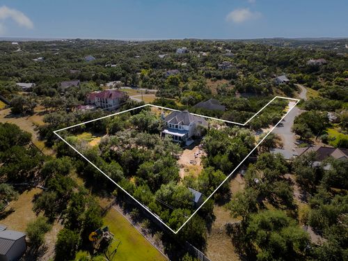 5111 Great Divide Dr, Bee Cave, TX, 78738-6113 | Card Image