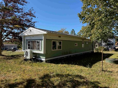 2552 1 Highway, Darlings Lake, NS, B5A5A8 | Card Image