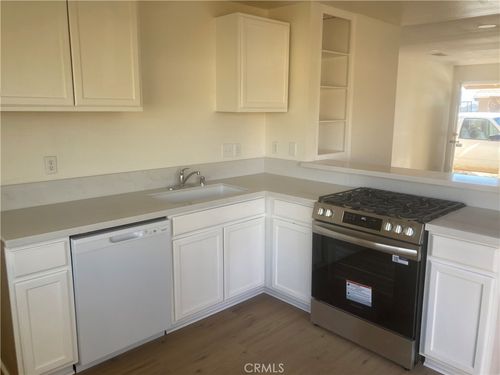 15784 Wanaque Rd, Apple Valley, CA, 92307-6248 | Card Image