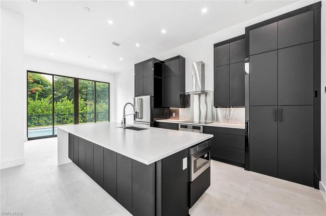 507 107 Th Ave N, House other with 4 bedrooms, 5 bathrooms and 2 parking in NAPLES FL | Image 11