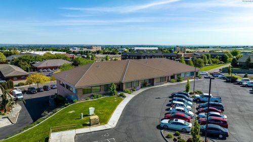 208-7401 W Hood Place, Kennewick, WA, 99336 | Card Image