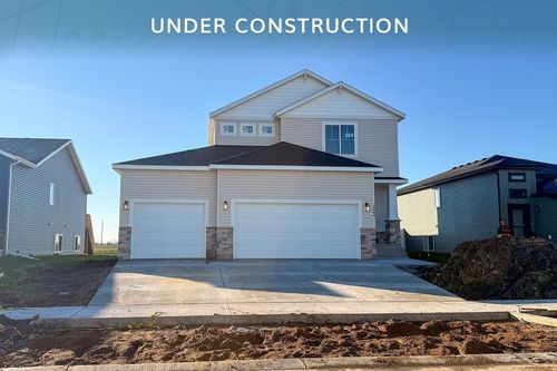 2864 74 Avenue, Fargo, ND, 58104 | Card Image