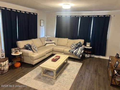 907 Kraner Lane Lane, Brookhaven, MS, 39601 | Card Image