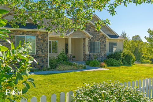 1241 E 9300 N, Richmond, UT, 84333-6707 | Card Image