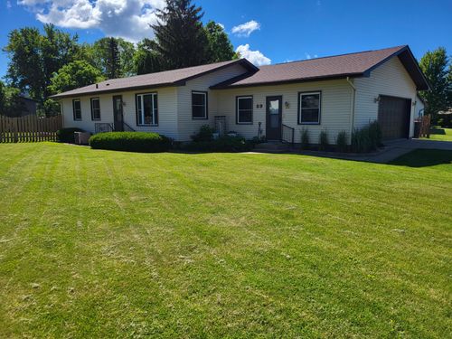 89 W 22nd St, BUFFALO CITY, WI, 54622-7167 | Card Image