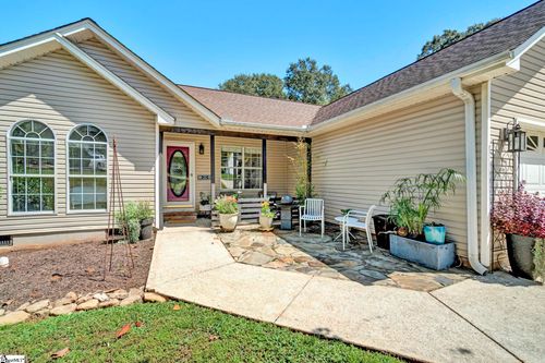 5 Rutgers Way, Mauldin, SC, 29662-1886 | Card Image