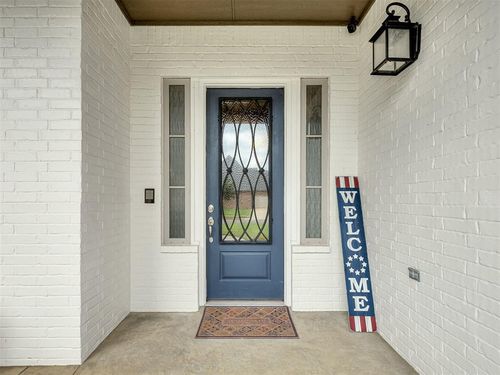 4701 Valley Park, Edmond, OK, 73025 | Card Image