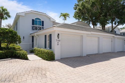 4-7100 Barrington Cir, NAPLES, FL, 34108-7591 | Card Image