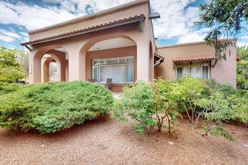 1a-and-1b-728 Don Gaspar Ave, Santa Fe, NM, 87505-2679 | Card Image
