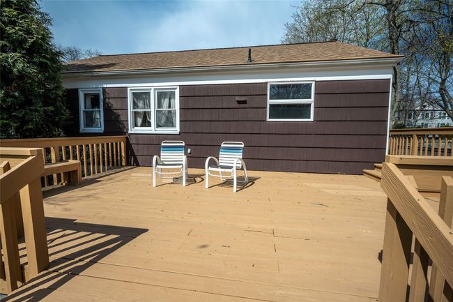 Deck & Rear of home | Image 15