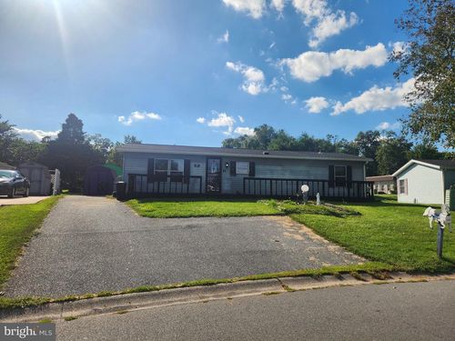 11 Bill Dr, DENVER, PA, 17517-9206 | Card Image
