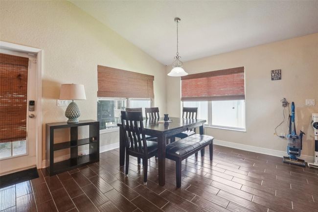 10711 Standing Stone Dr, House other with 3 bedrooms, 2 bathrooms and null parking in Wimauma FL | Image 9