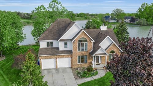 45 Red Maple Ct, Amherst, NY, 14228-3457 | Card Image