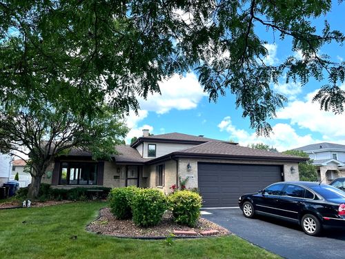 12024 S Van Beveren Dr, Alsip, IL, 60803-1700 | Card Image