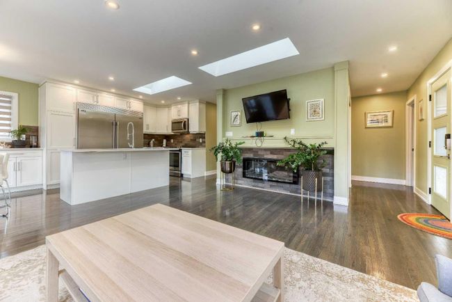 47 Haddock Road Sw, Home with 4 bedrooms, 3 bathrooms and 1 parking in Calgary AB | Image 12