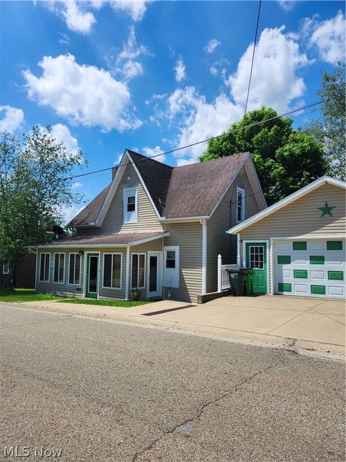 674 S Monroe St, Millersburg, OH, 44654-1468 | Card Image