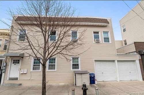 645 mead street 645 Mead Street, New York, NY, 10460 | Card Image