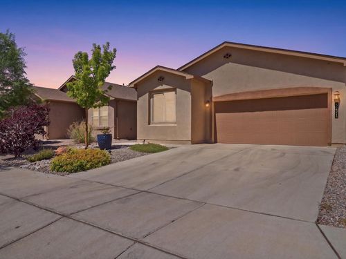 5221 Camino Del Griego, Santa Fe, NM, 87507 | Card Image