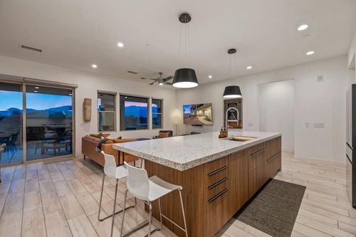 1401 Retreat Cir, Palm Desert, CA, 92260-1634 | Card Image