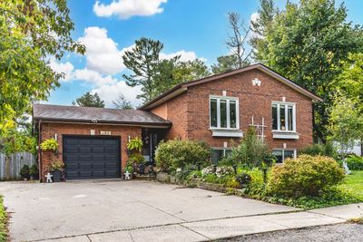 195 Little Ave, House other with 3 bedrooms, 3 bathrooms and 7 parking in Barrie ON | Image 2