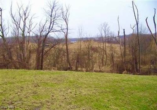 7400 Engle Rd, Middleburg Heights, OH, 44130-3431 | Card Image