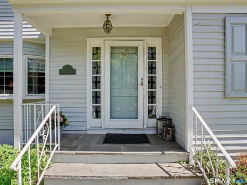 2435 Post Rd, Darien, CT, 06820-5607 | Card Image