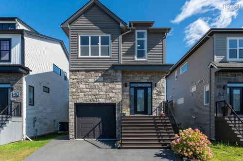50 Breaktrail Dr, House with 4 bedrooms, 4 bathrooms and 1 parking in Bedford NS | Card Image