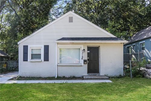 7318 Brooklyn Ave, Kansas City, MO, 64132-1719 | Card Image