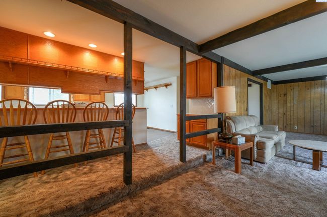 97010 W Good Rd, Home with 3 bedrooms, 3 bathrooms and null parking in Prosser WA | Image 15