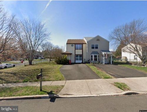 632 Longfellow Ct, WARMINSTER, PA, 18974-2065 | Card Image