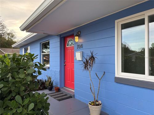704 72nd Ave N, St Petersburg, FL, 33702-5834 | Card Image