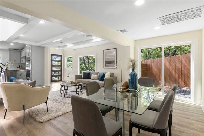 The desirable open floorplan allows you to enjoy uninterrupted conversation. | Image 10