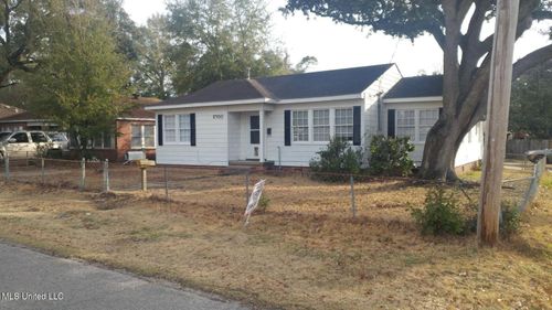 2700 Pine Ave, Gulfport, MS, 39501-5251 | Card Image
